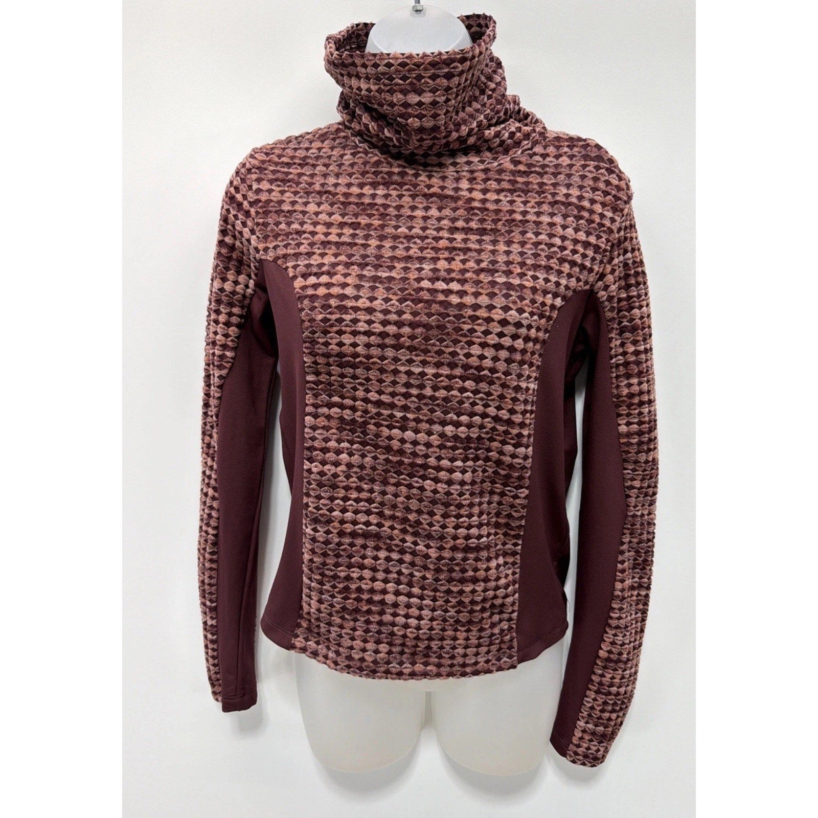 Nike Pro Hyperwarm Top Long Sleeve Quilted Training Roll Neck Pullover Red S