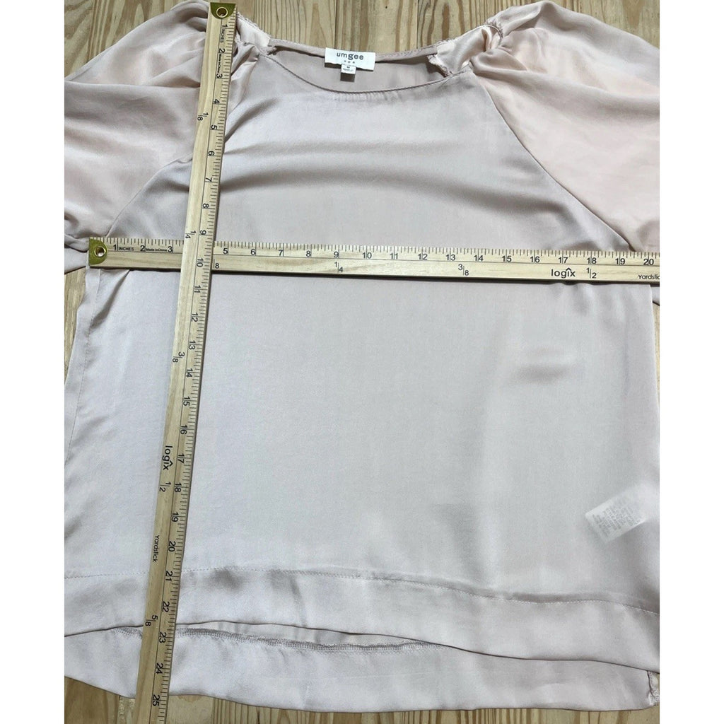 Women’s Umgee Sandstorm Satin Short Sleeve Lined Balloon Sleeve Blouse, Medium