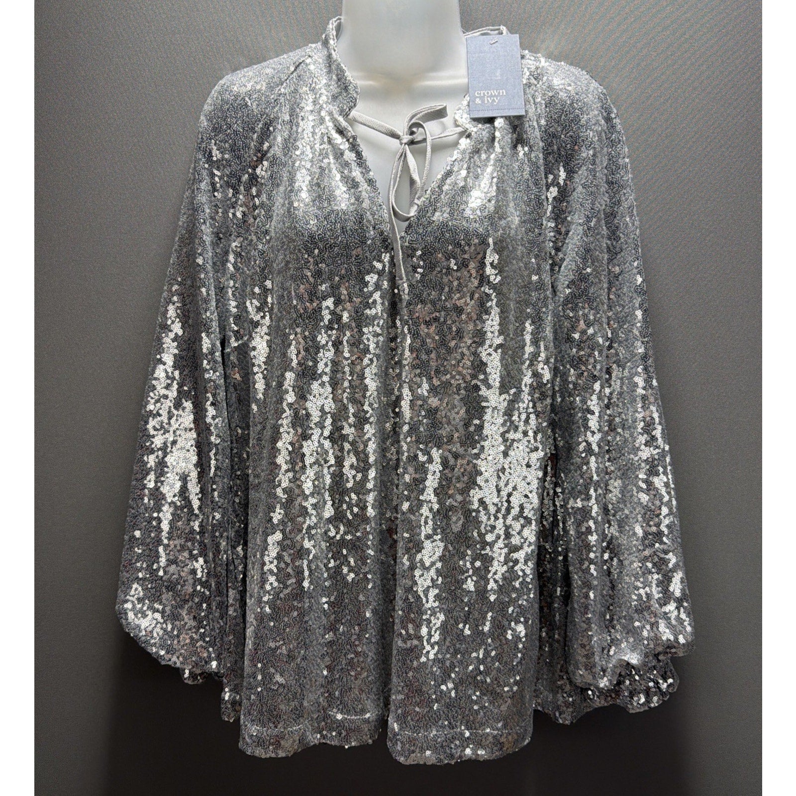 Crown & Ivy Silver Sequin Blouse 1X Lined Stretch Top Balloon Sleeve Sparkle NWT