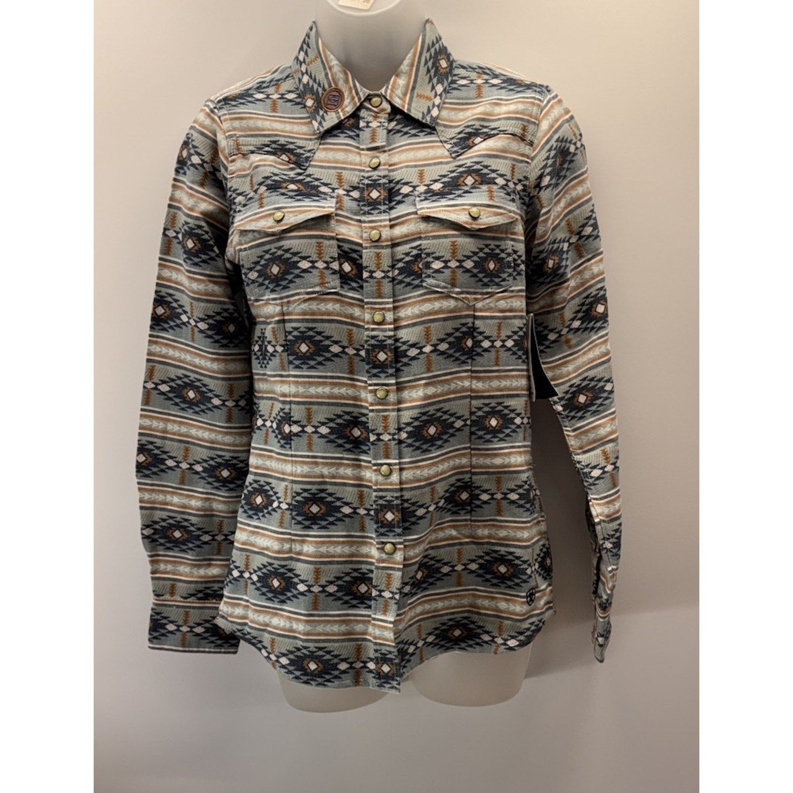 Ariat Real Creekside Pearl Snap Long Sleeve Shirt Women’s XS aztec western NWT