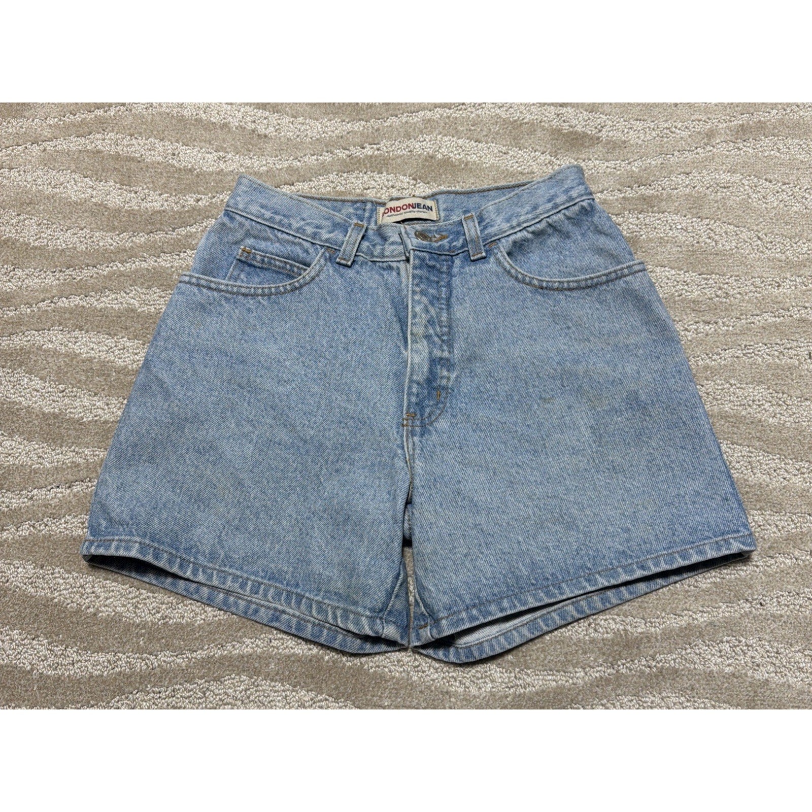 Vintage 90s London Jean Women’s Sz 6 Mom Blue Jean Shorts Made In USA 26x4