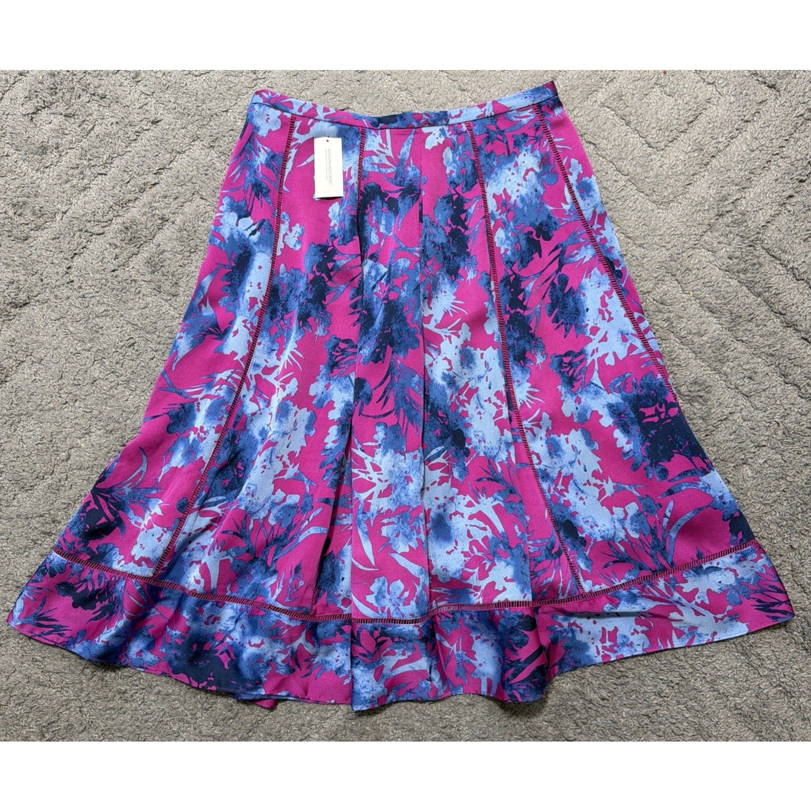 Banana Republic Pink & Blue Floral A Line Midi Skirt Lined size 6 NWT
