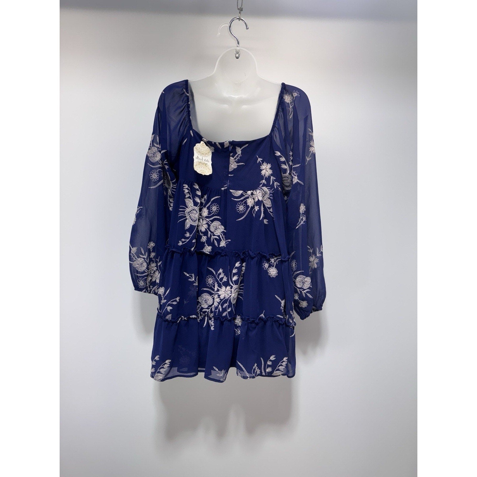 Alter’d State Embroidered Boho Hippy Long Sleeve Dress Women’s Size Medium NWT