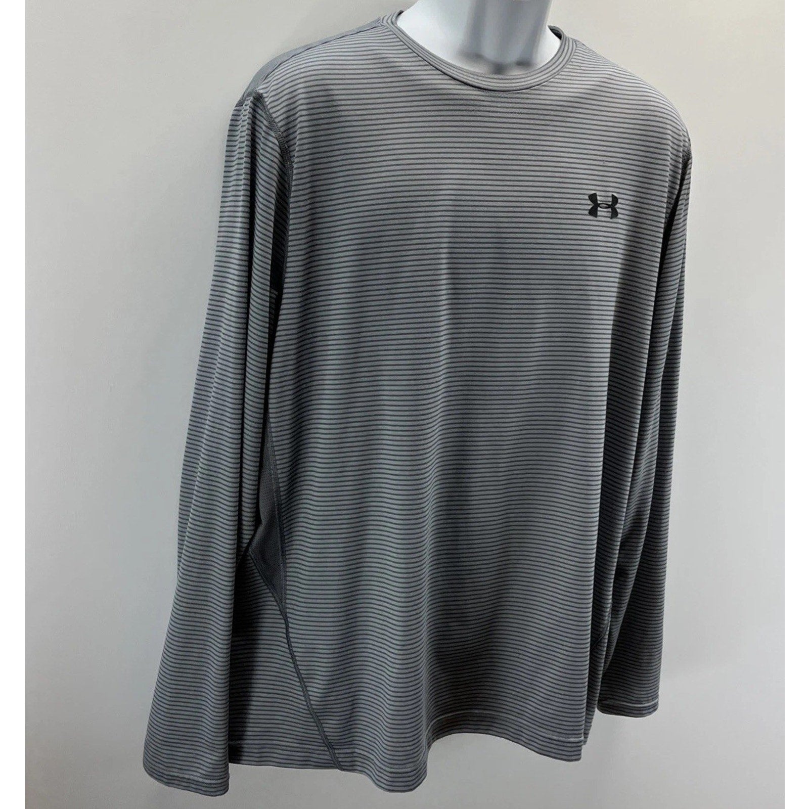 Men's Under Armour Loose Heatgear Gray Stripe Song Sleeve Top XL Activewear