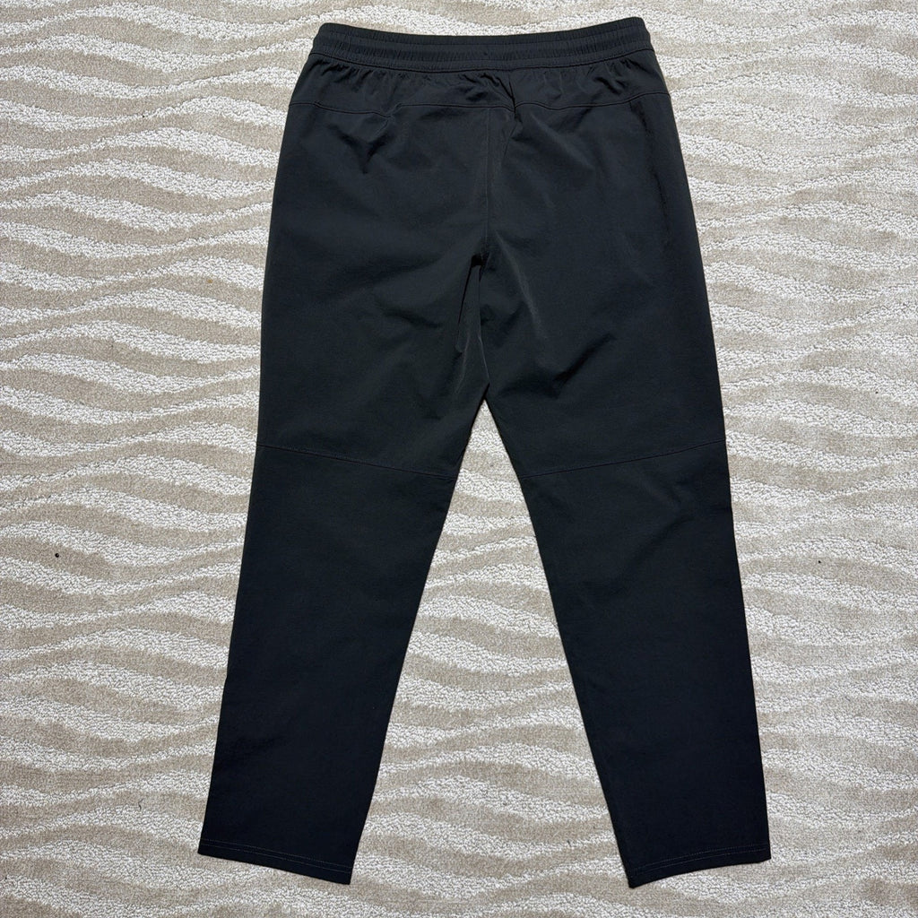 Old Navy Grey Dynamic Tech Woven Taper Pants Men's M Quick Dry Zipper Pockets
