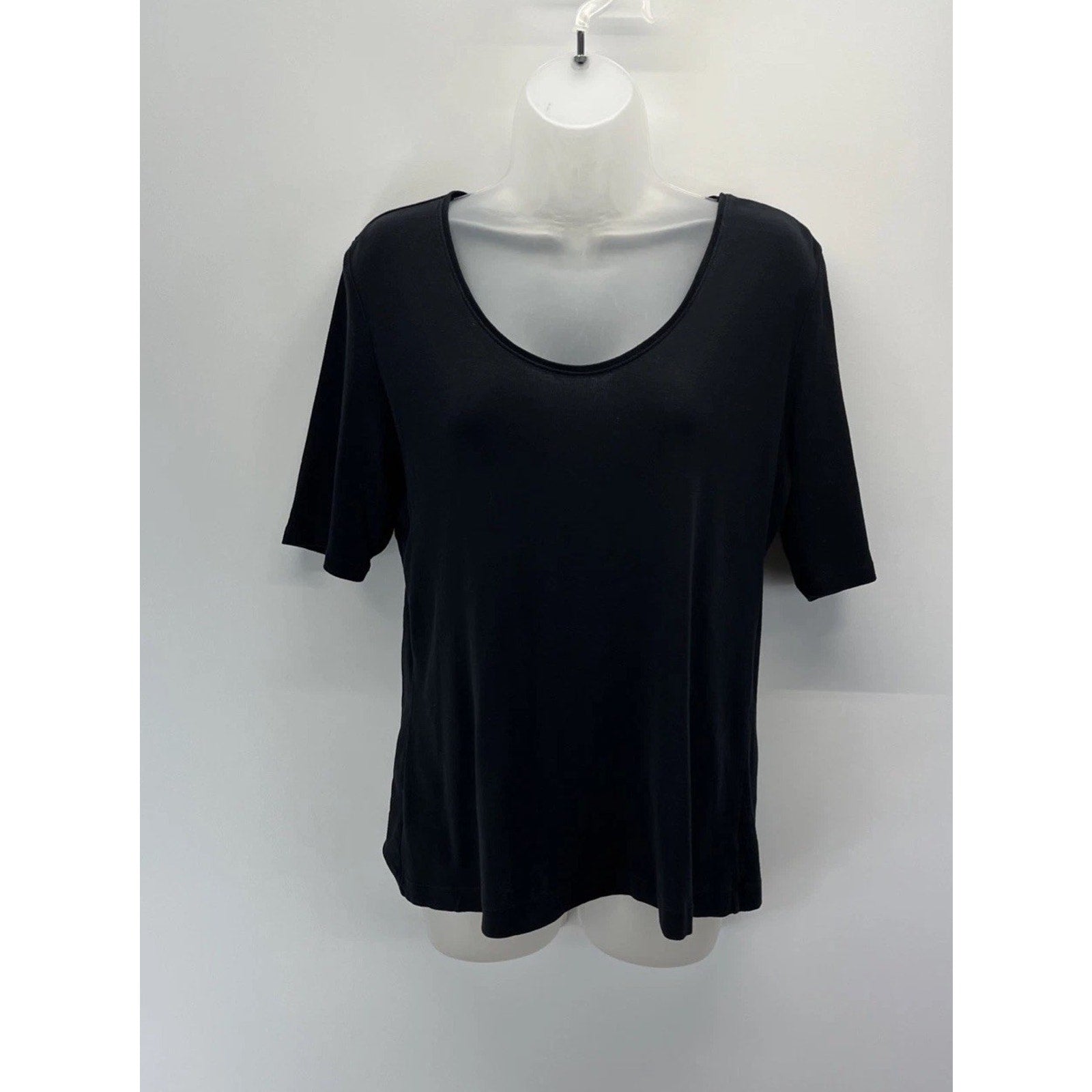 Talbots Shirt Womens Medium Short Sleeve Round Neck Basic Casual Black