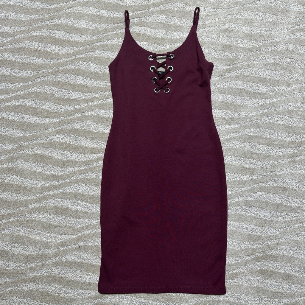 Haute Monde burgundy red cocktail party dress size Small Stretch