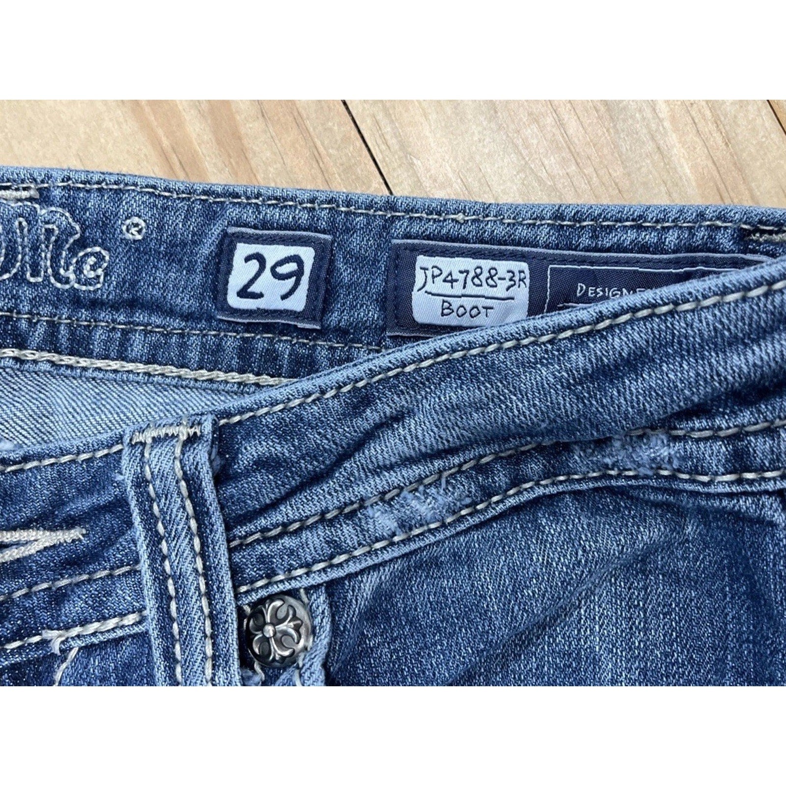 Women’s Miss Me Jeans Boot Cross Embellished Pockets Sz 29