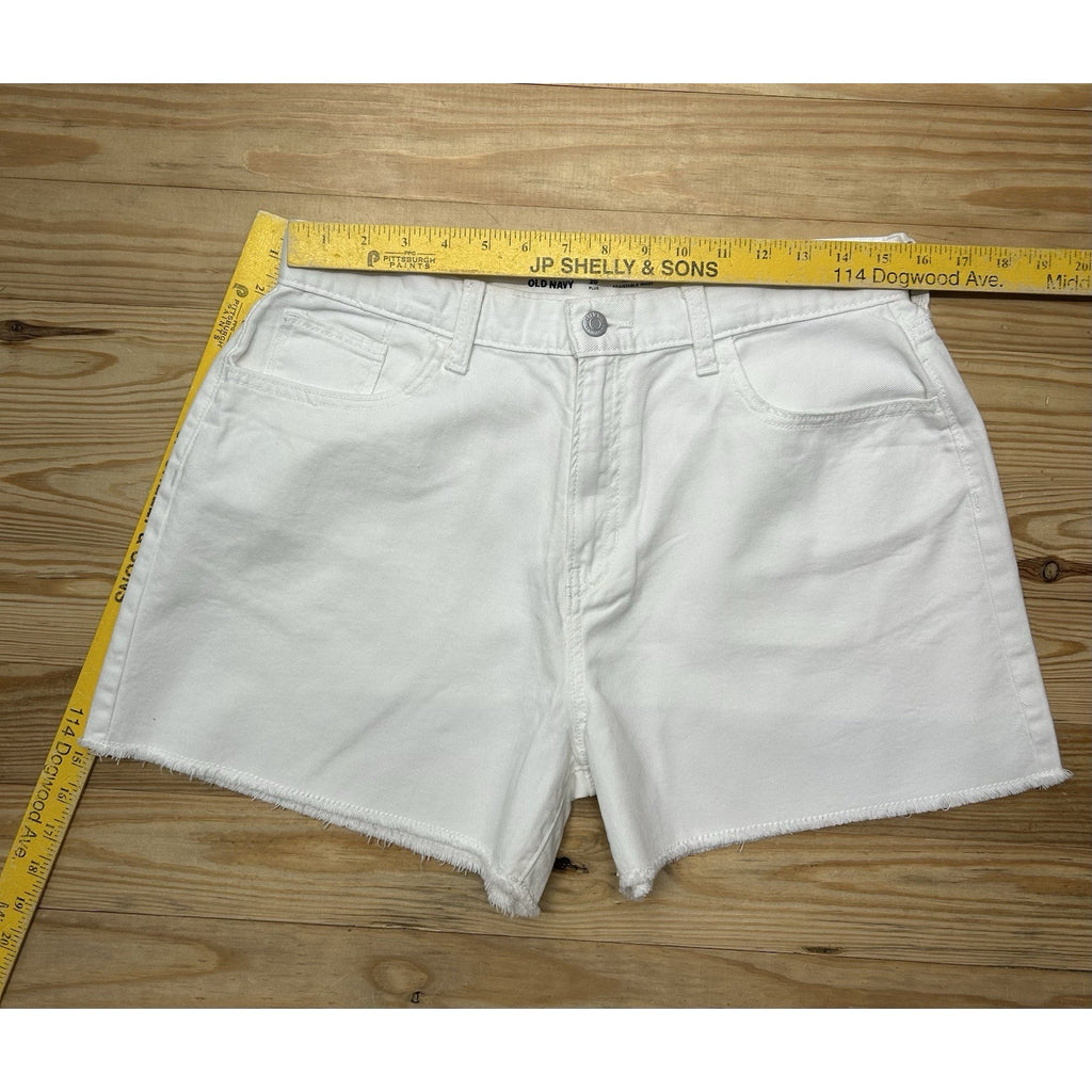 Old Navy White High-Rise Slouchy Straight Cut-Off Jean Shorts Women's Size20.