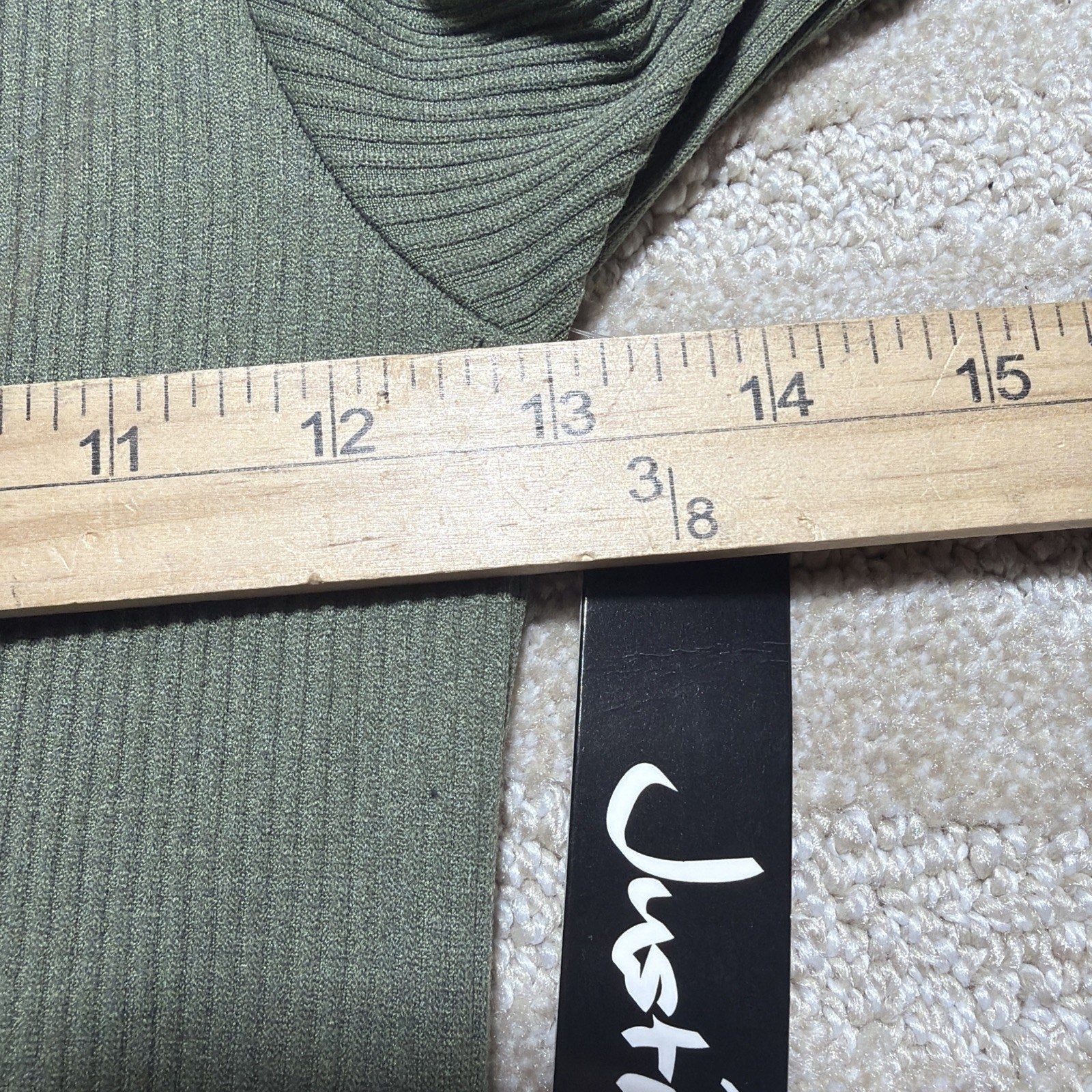 Justify Long Sleeve Seamless Henley Dusty Olive Women’s M Stretch NWT