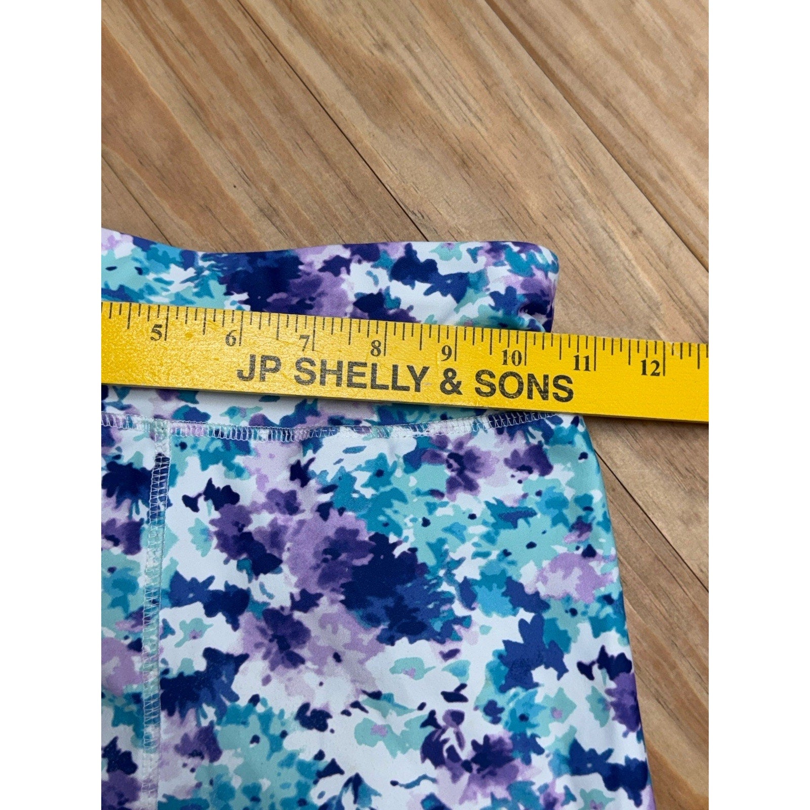 Runway Girl's Purple Green And White Quick Dry Moisture Wicking Sz M 8-10