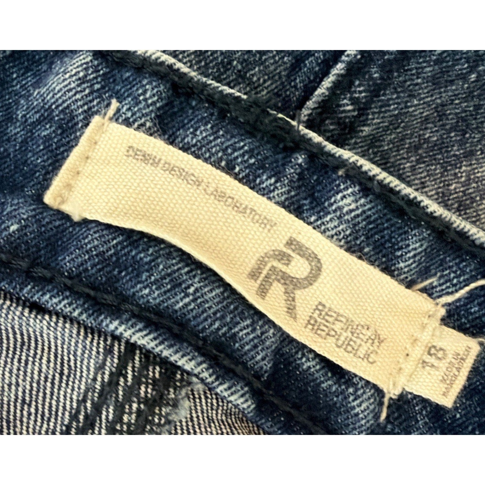 Refinery Republic Denim jeans size 18 sits 30 x 28 slim leg opening