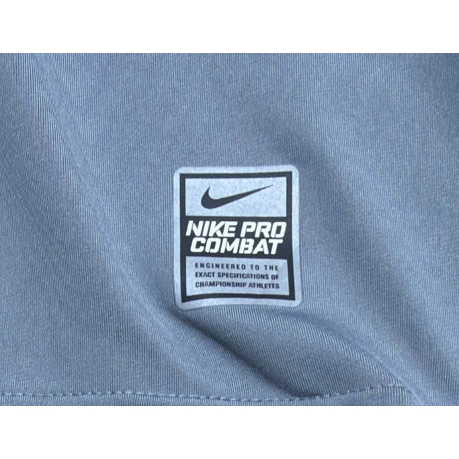 Nike Pro Combat Hyperwarm Dri-Fit Max Mens L 1/4 Zip Pullover Gray 543596-065