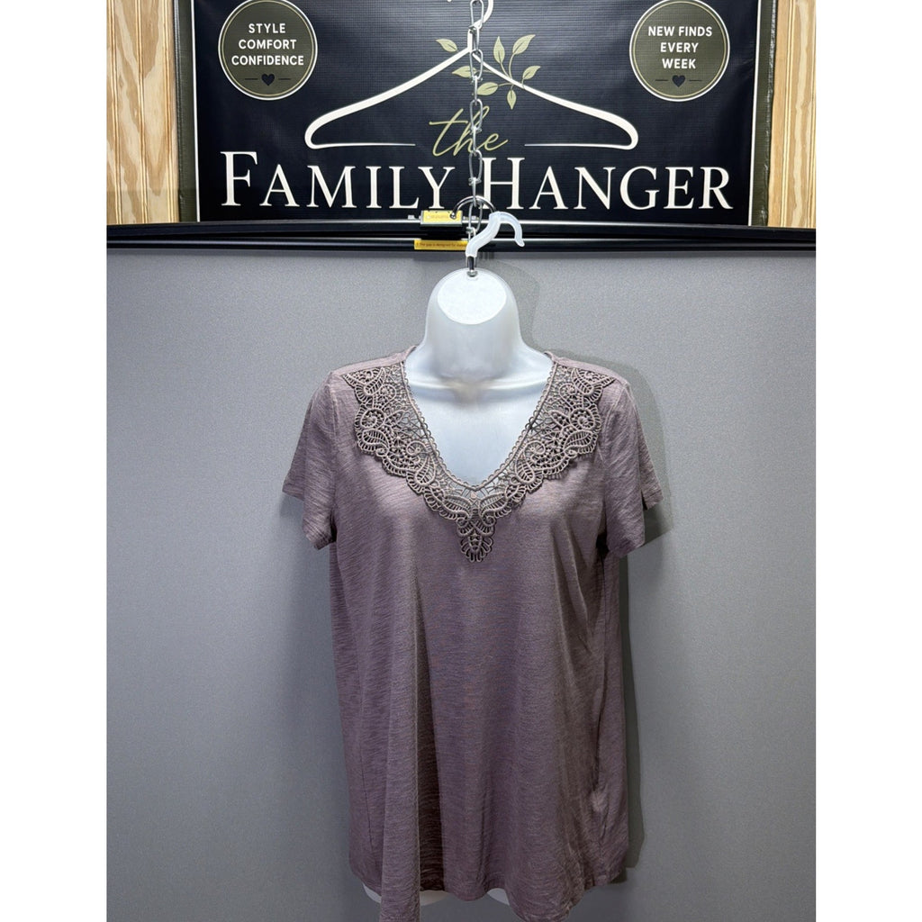 NWT MAURICES BLOUSE SHORT SLV CROCHET V-NECK SHIRT Purple SOFT TOP M
