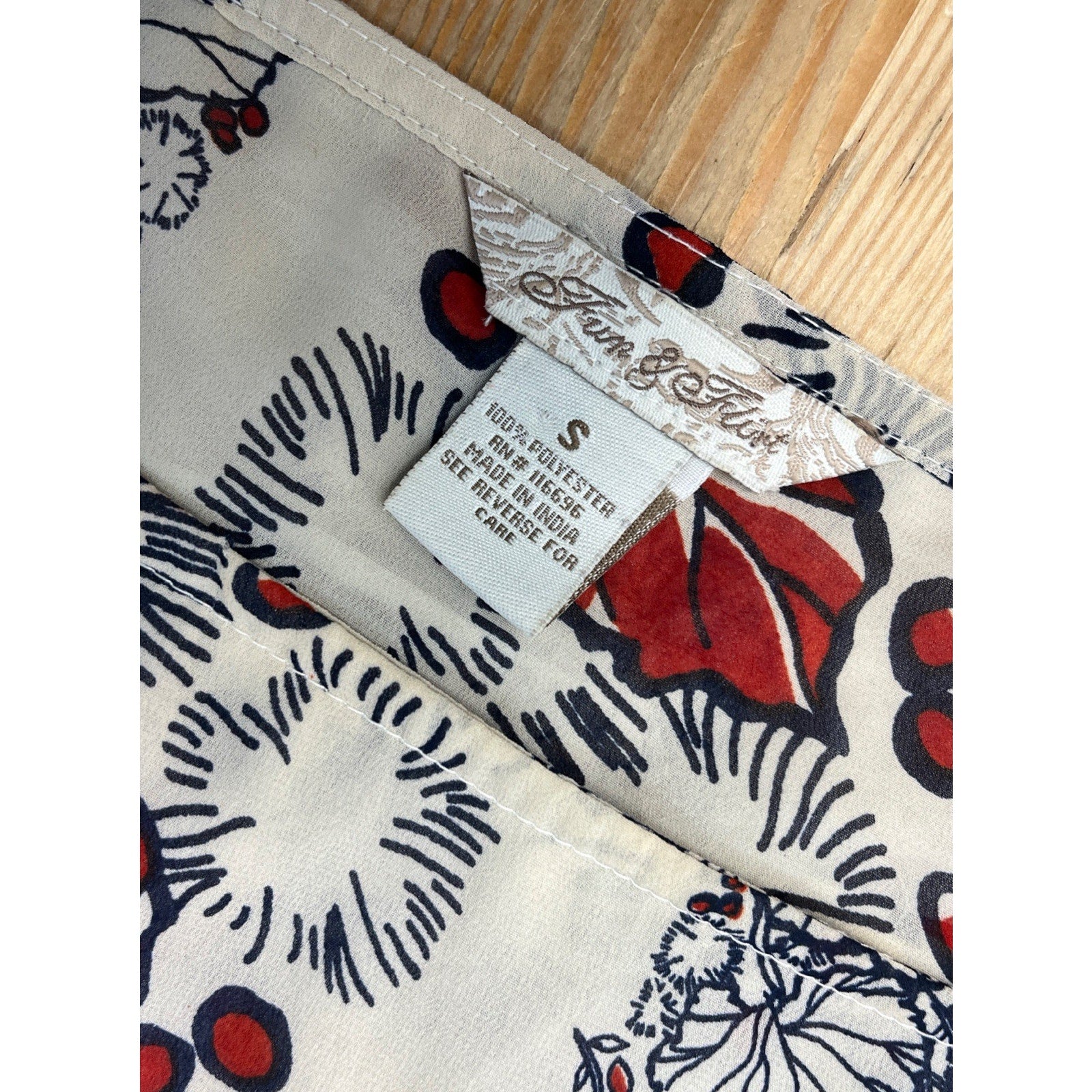 FUN & FLIRT BLOUSE Semi-Sheer Small Polyester Pullover Long Sleeves EUC