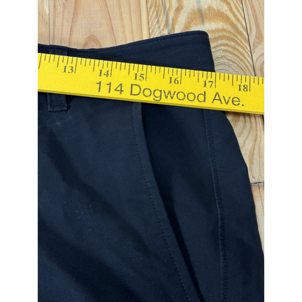 Under Armour Flat-Front Showdown Tapered Golf Shorts Size 32 Navy Blue