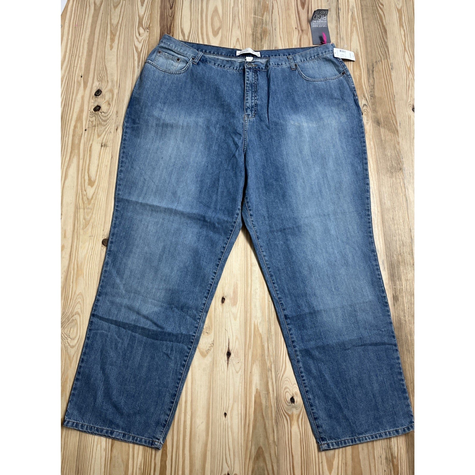 NWT Venezia By Lane Bryant Women's Straight Leg Jean Plus Size 28 Average