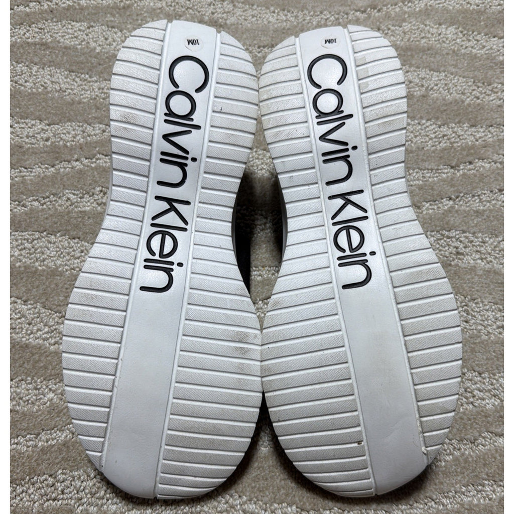 Calvin Klein Women’s Slip-On Uzza Sneakers Black / White Size 10