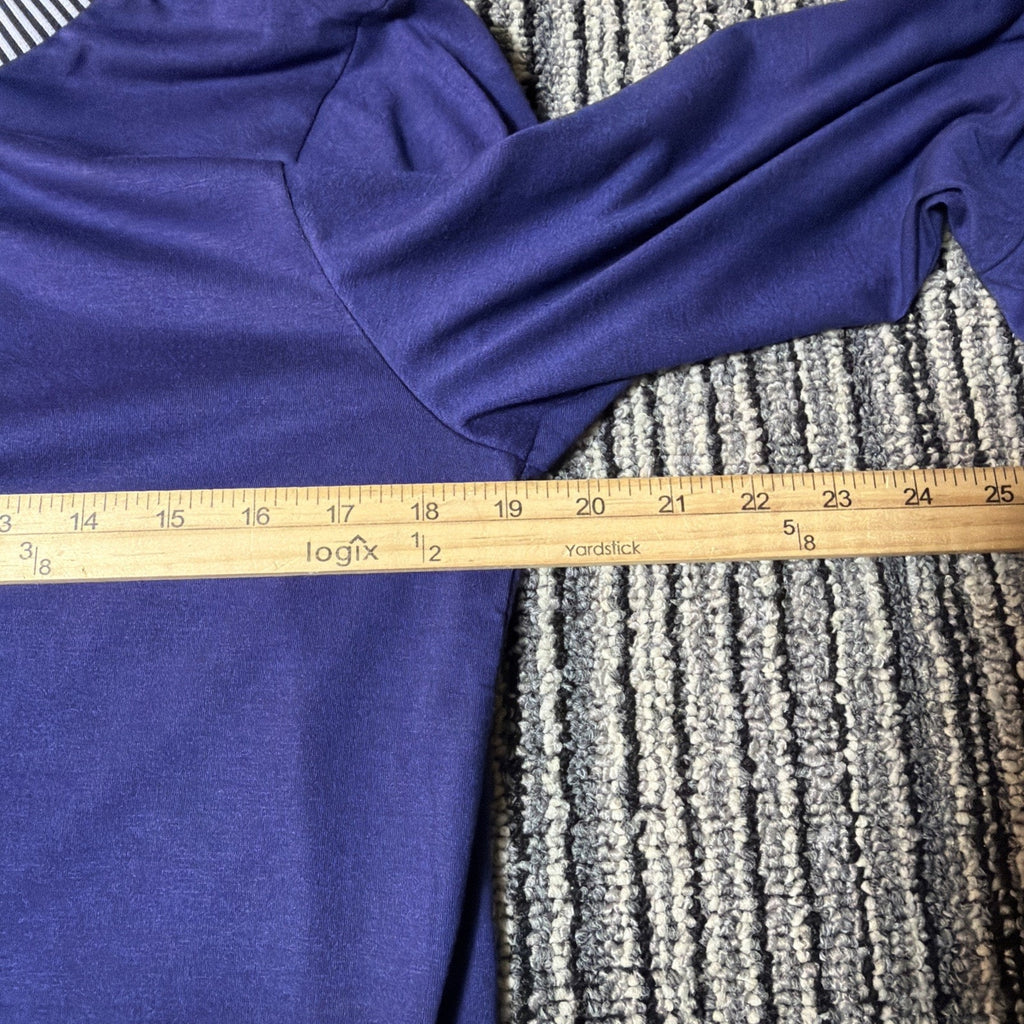 Merokeety Women's Top Medium NWT