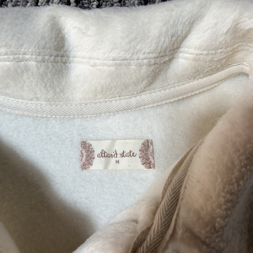 NWT Altar’d State Cream Oversized Super Soft Shacket Size Medium