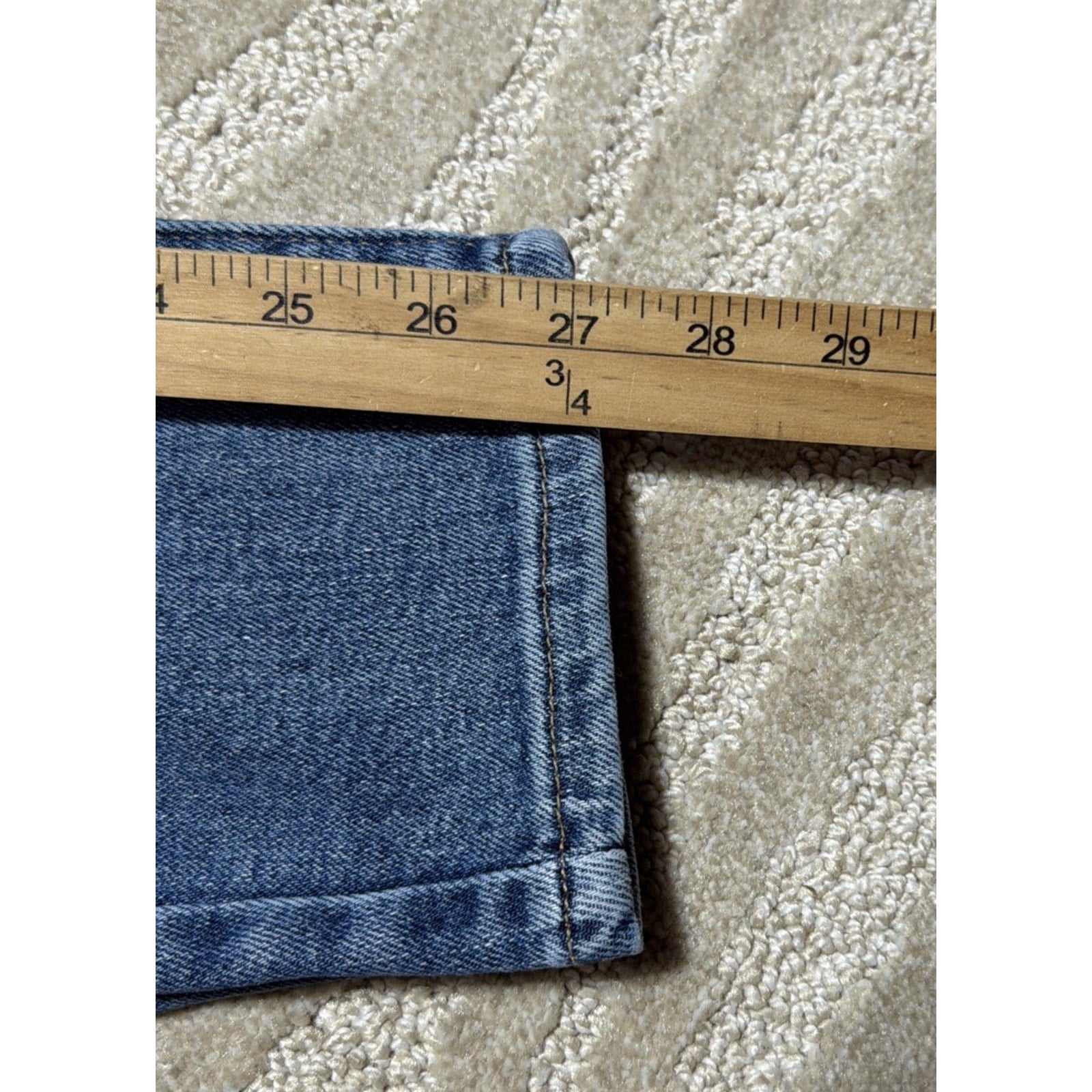 Levi’s Silver Tab Mom Jeans Women’s Size 28x27L Med Wash High Rise Denim