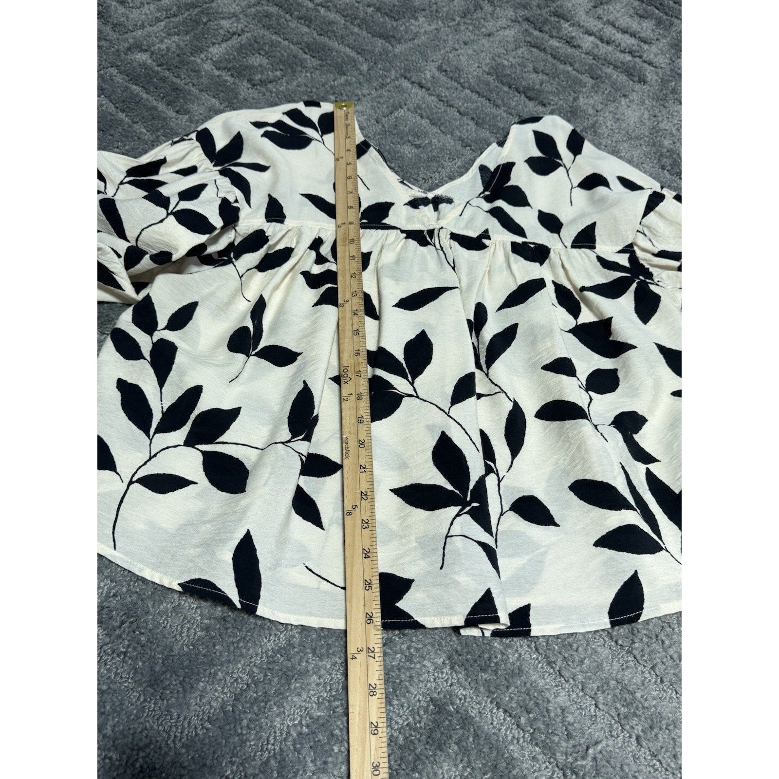 Ces Femme Abigail Top White With Black Floral Design No Tag Long Sleeve 2X