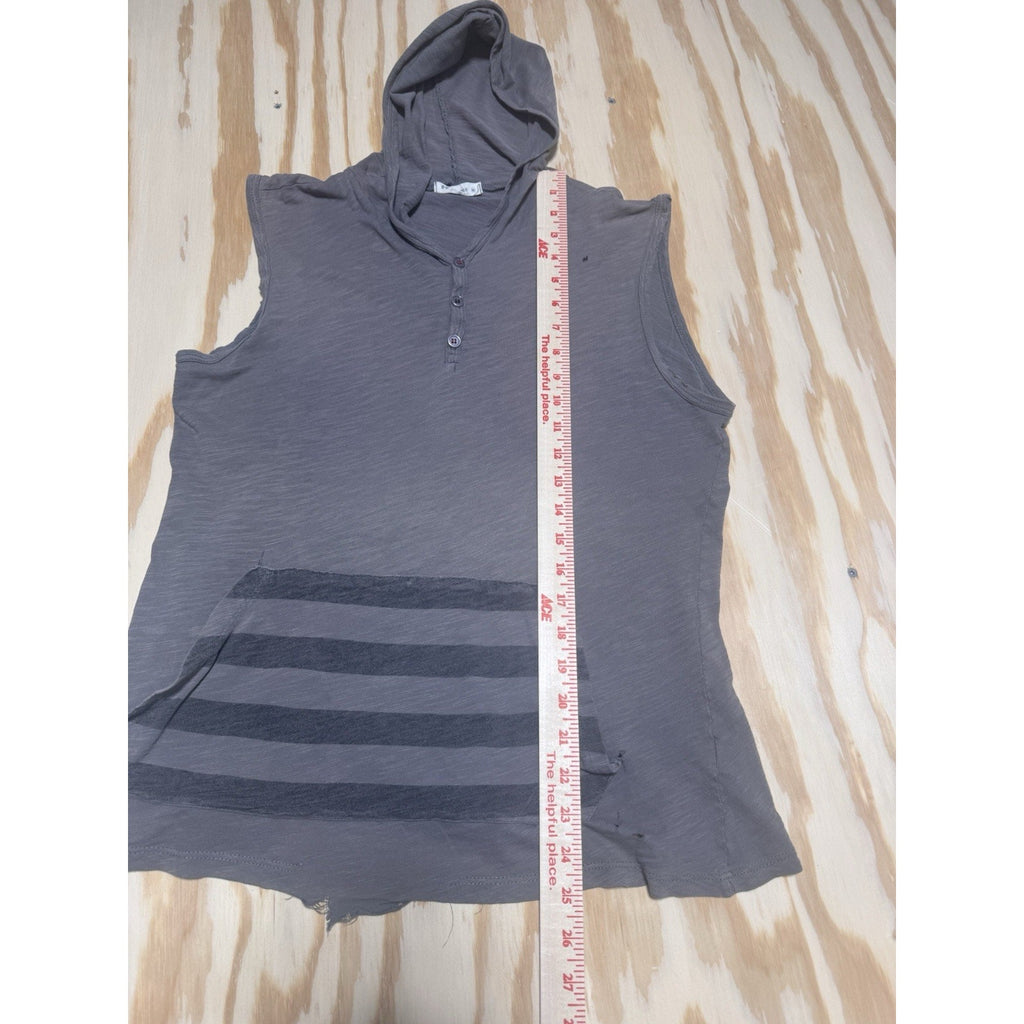 Epitome Distressed Short Sleeve Hoodie Gray Striped Front Pocket Men’s Size M US