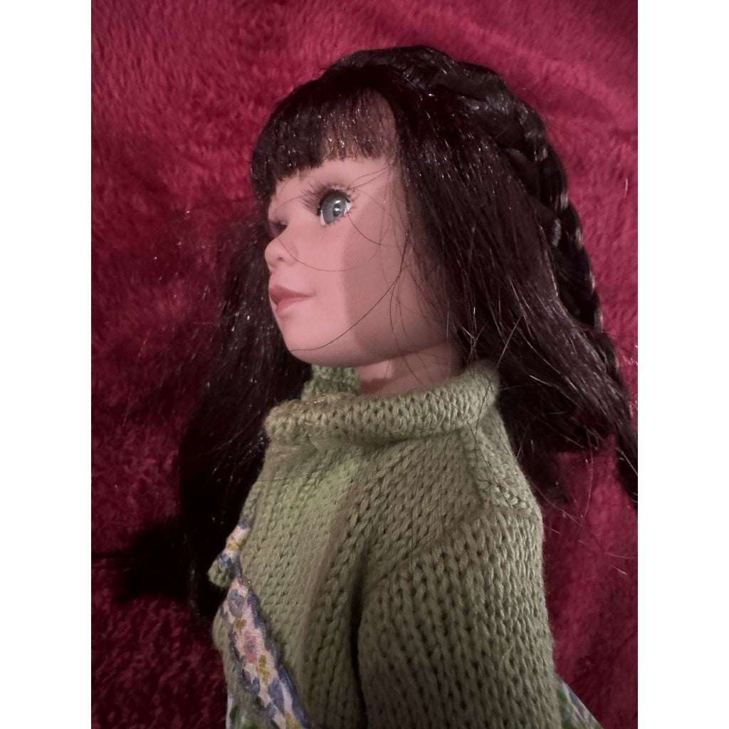 Vintage 9” Brunette Girl Doll Green Gingham Dress Knit Sweater Shoes Blue Eyes