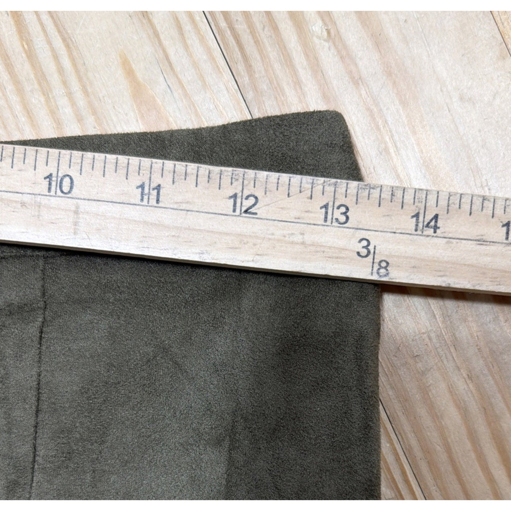 UMGEE Faux Suede Velvet green High Rise Flare pants with pockets Size Small