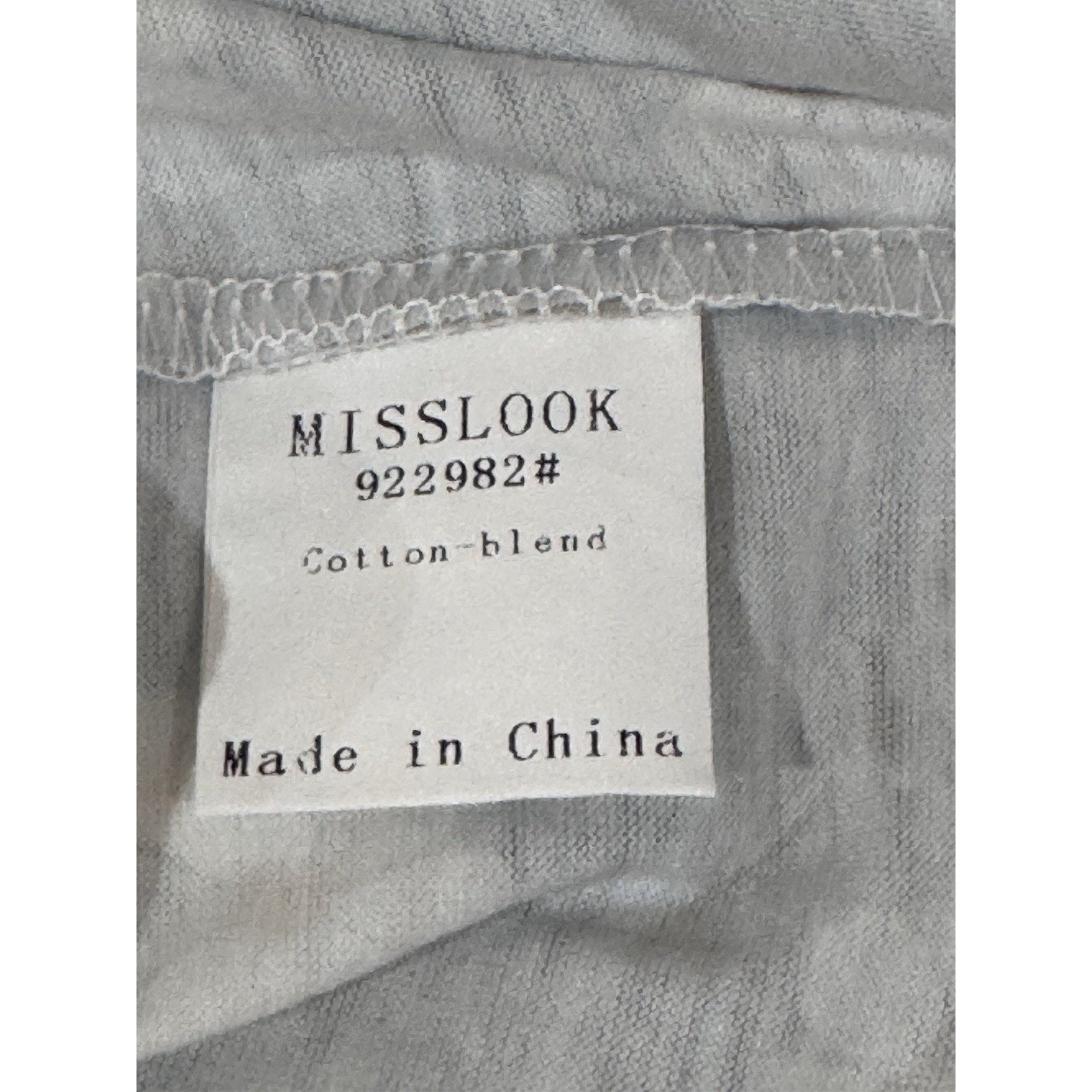 Misslook, Short Sleeve, V-Neck, Gray W/Daisy Print, T-Shirt Size Medium NWT