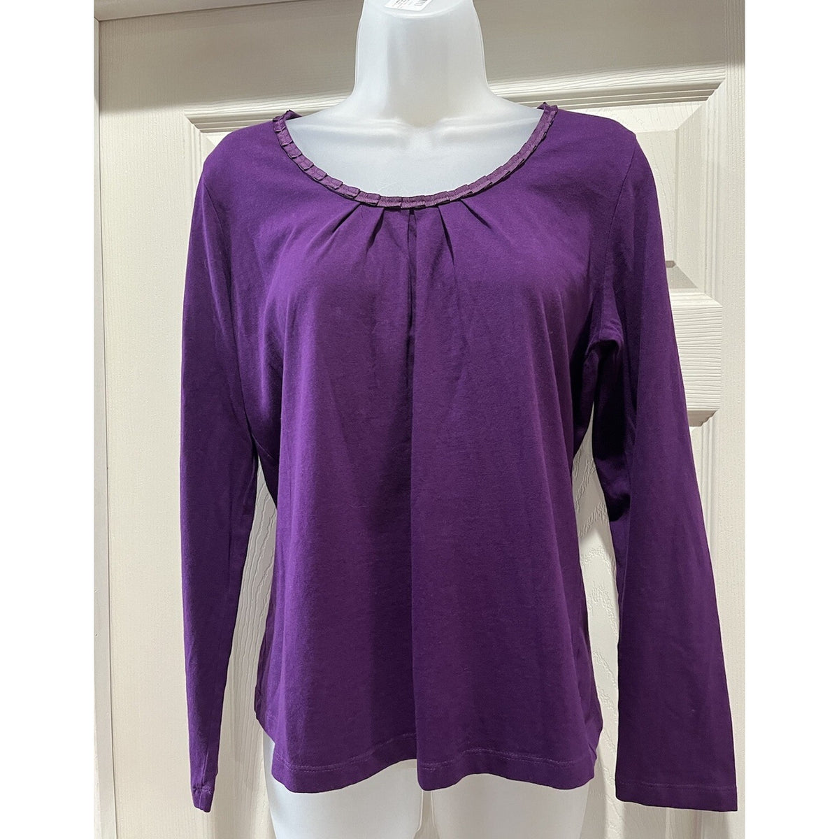 St Johns Bay Womens Purple Solid Long Sleeve Shirt Size Small Pleated Collar