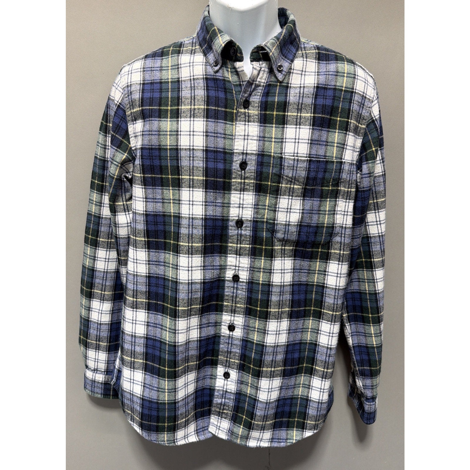 LL Bean Scotch Plaid Flannel Shirt Men’s M Slim Fit Outdoors Casual Preppy