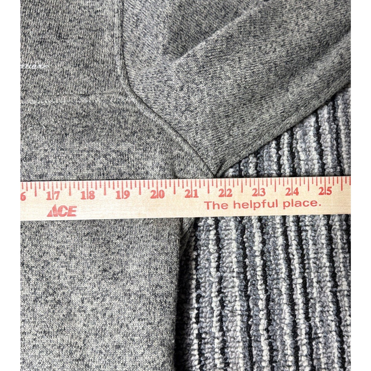 Eddie Bauer Radiator 1/4 Snap Mens Large Biege Fleece Snap Pullover Mock Neck