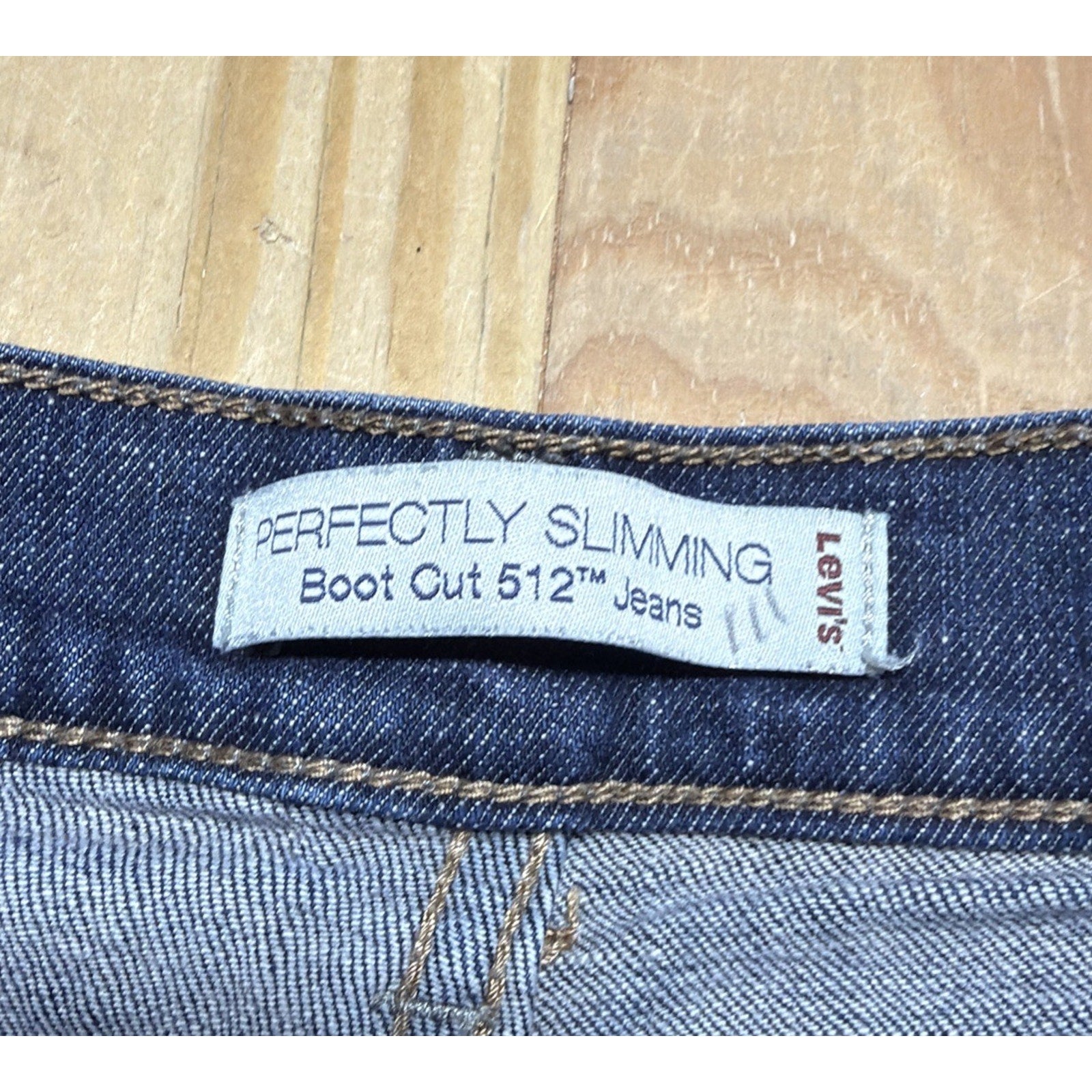 Levi's 512 Perfectly Slimming Flap Pocket Bootcut Women's 10 S Denim Jeans 30x29