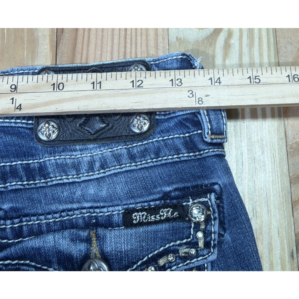 Miss Me Jeans Women's 26x32 Denim Blue Signature Boot Flap Sequin Pockets Blingy