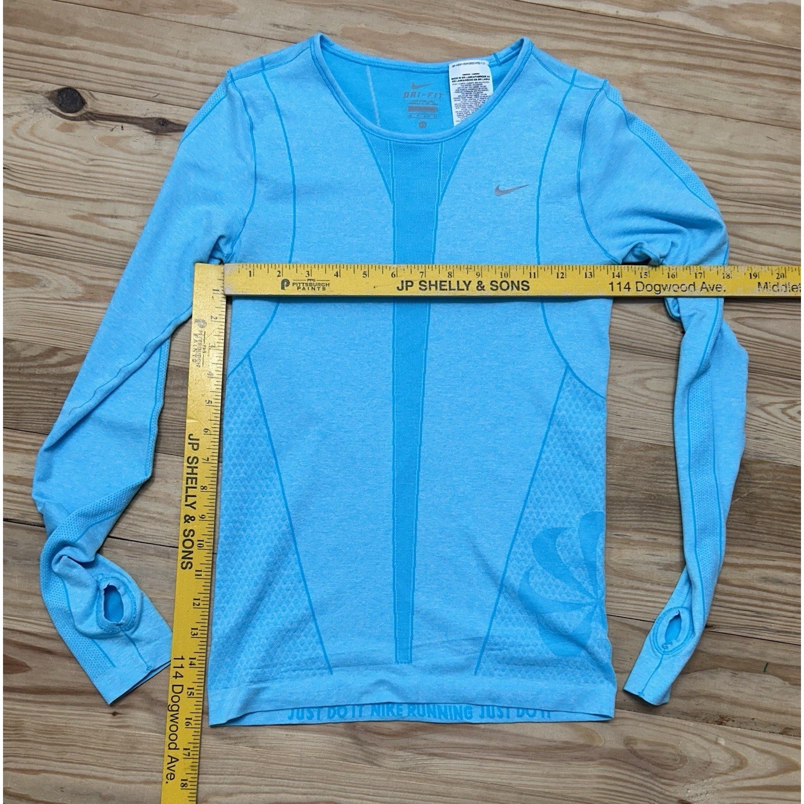Nike Dri-Fit Long Sleeve Shirt Womens Size X Small Running Shirt.