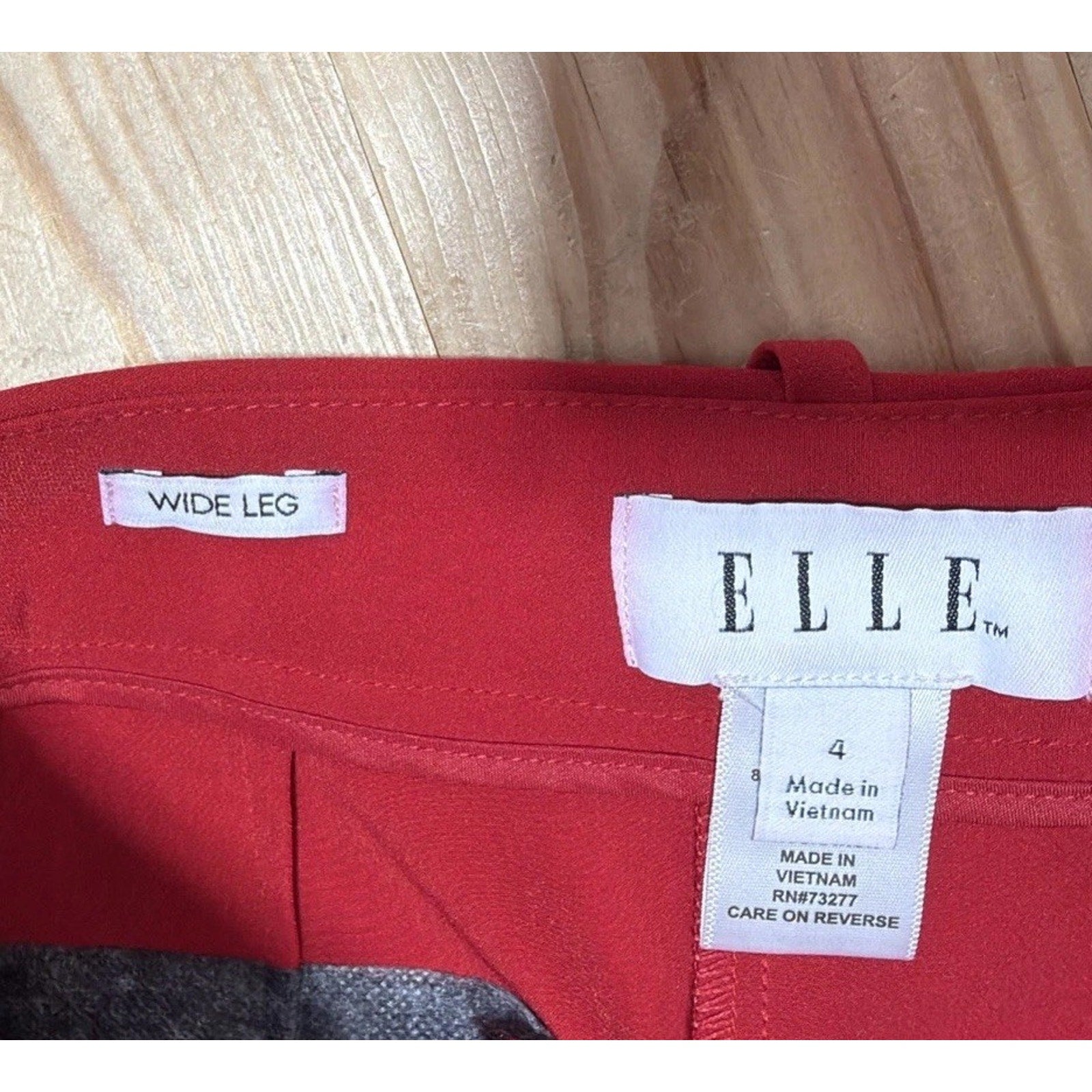 Elle Wide Leg Mid Rise Relaxed Holliday Hostess 4 New With Tag Red 620 Cherries
