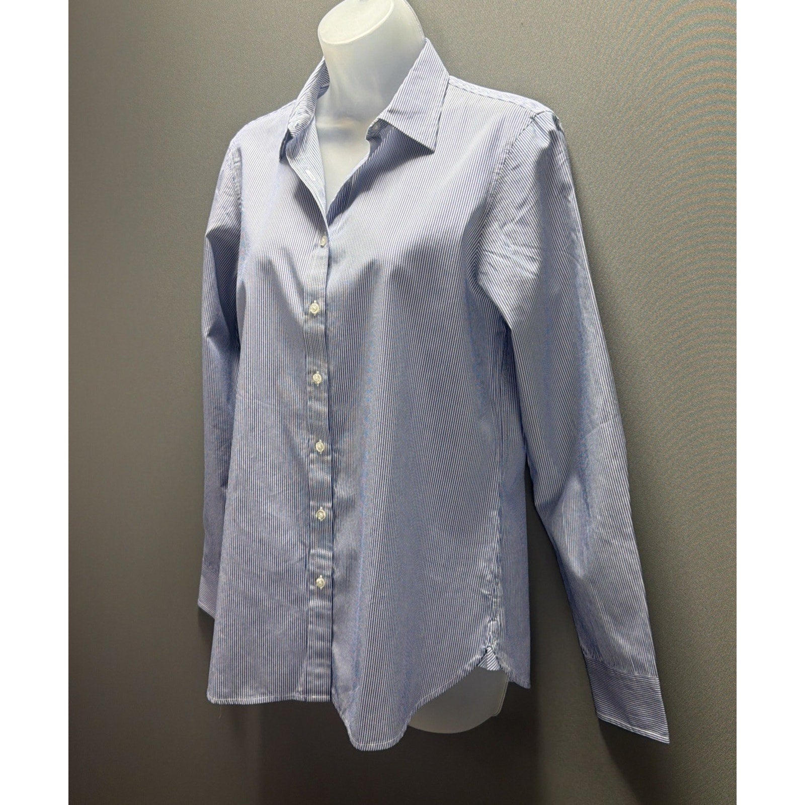 New GAP Women Fitted Blue & White Striped Button Up Shirt Long Sleeve NWT 2009