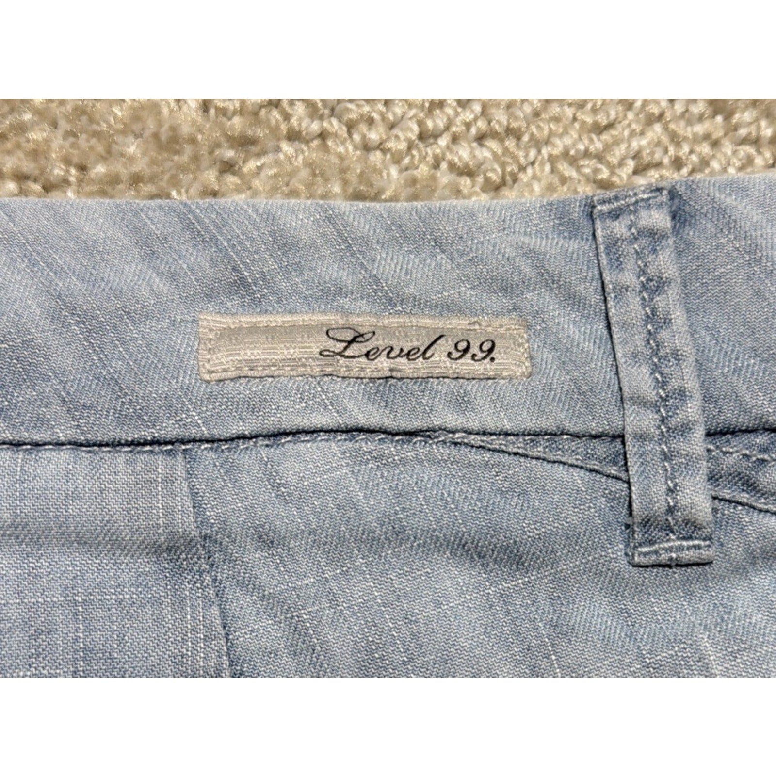 Level 99 Anthropologie Mid Rise Denim Shorts Blue Linen Women's Size 31x3”