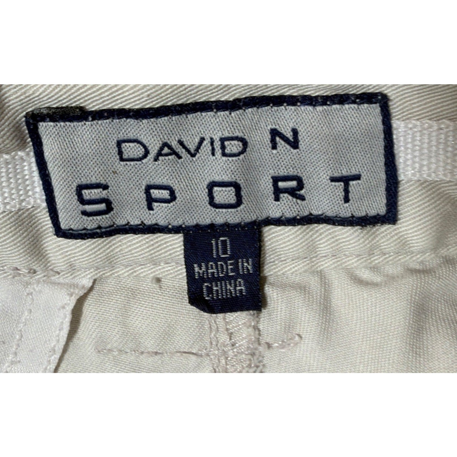 David N Sport High Rise Cargo shorts womens 10 Beige vintage