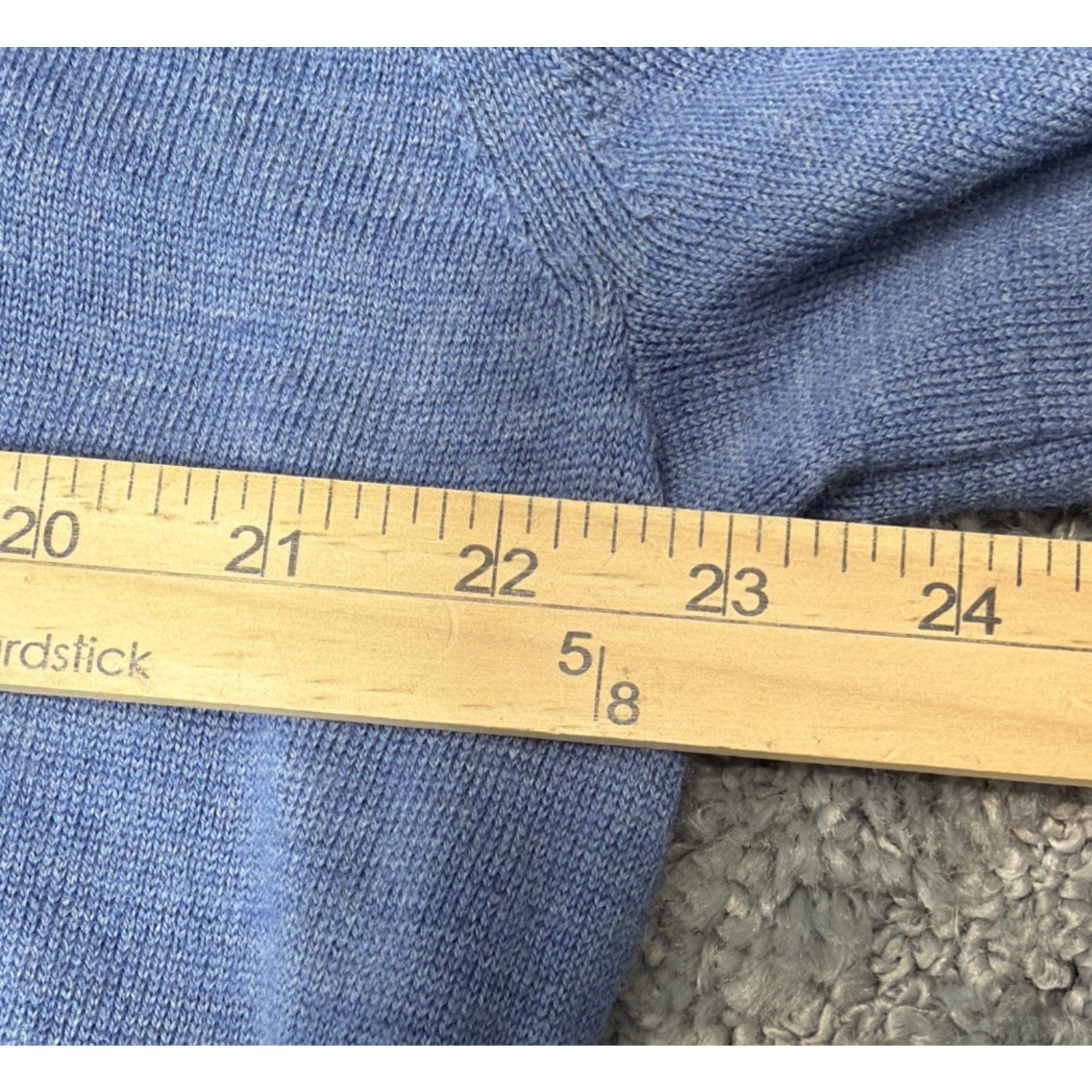 Banana Republic XL blue men’s merino wool sweater extra fine-flaw