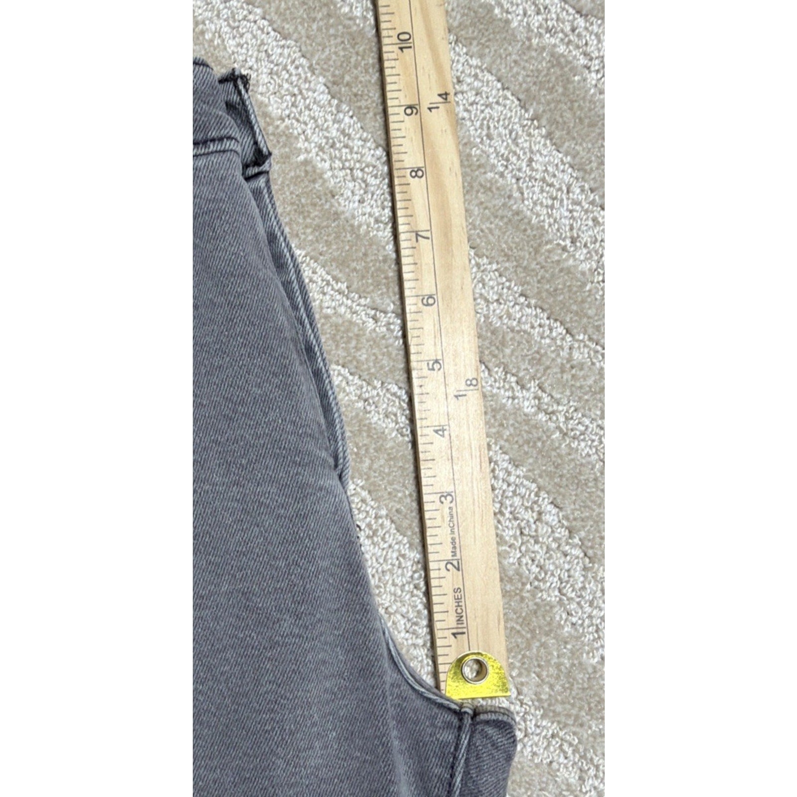 Levi's Women’s Jeans Wedgie Straight Size 26x27 Gray Denim Button Fly NWOT