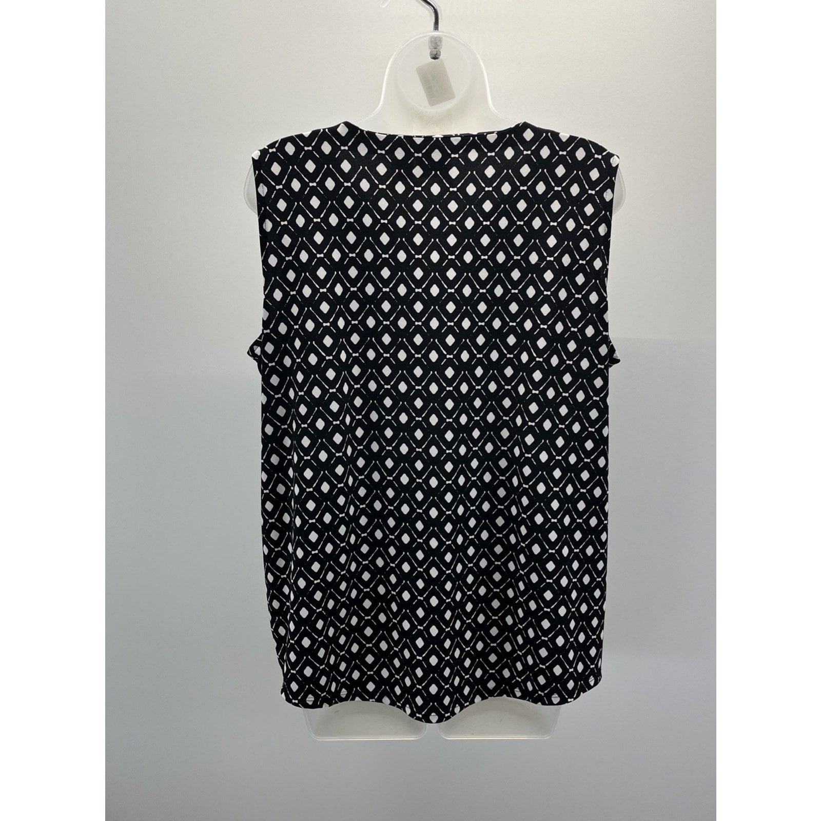 Chico's Black White Diamond Pattern Keyhole Tank Sleeveless Top Size 2