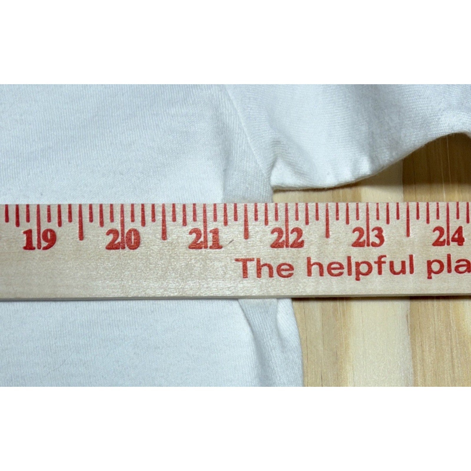 NEW VANS OFF THE WALL PRIDE OTW GALLERY SHORT SLEEVE T-SHIRT SARA LORUSSO L