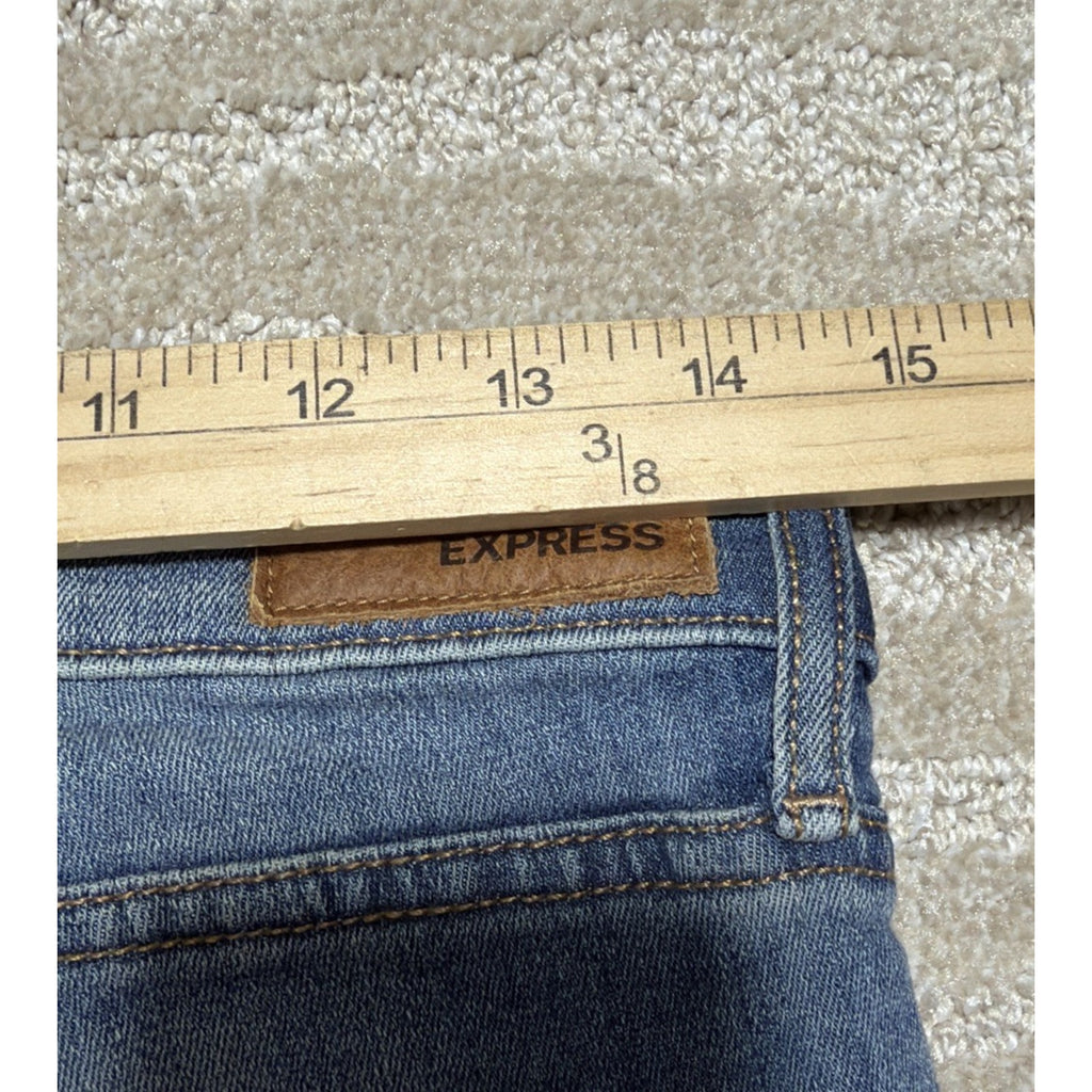 Express Jeans Womens 4R Barely Boot Mid Rise Distressed Denim Stretch New 28x33