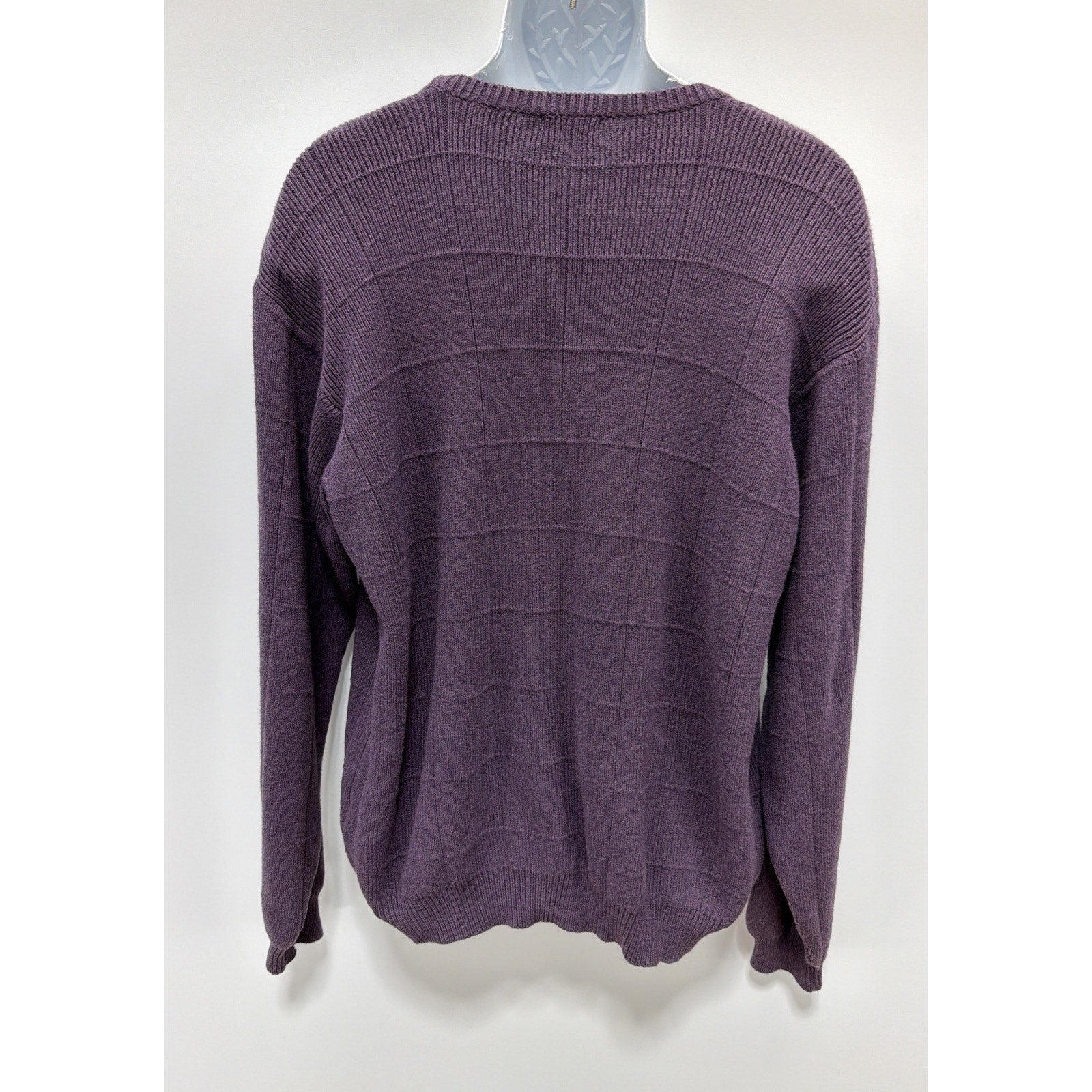 IZOD Men’s Purple Long Sleeved Sweater Size Large Circle Neck Made In Israel