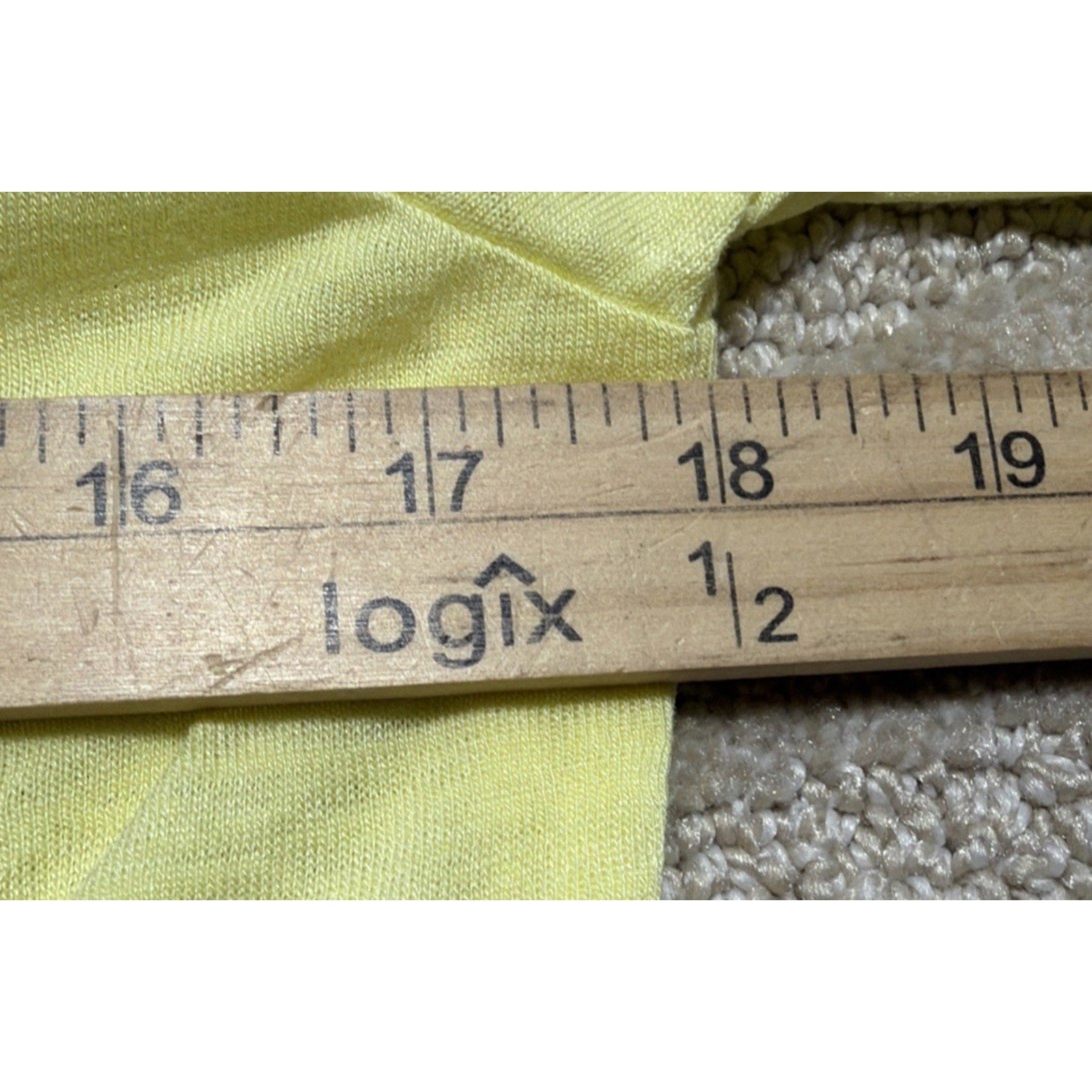 Athleta Breezy Scoop V-Neck Tee T-Shirt S Yellow Soft Short Sleeve Long NWOT