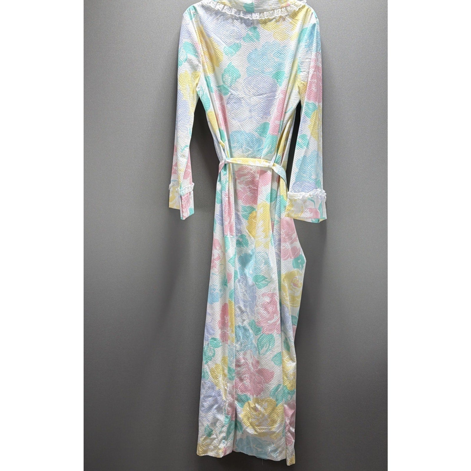 Vintage 80s Appel floral print Full length Lace Trim Robe Small Union Made USA