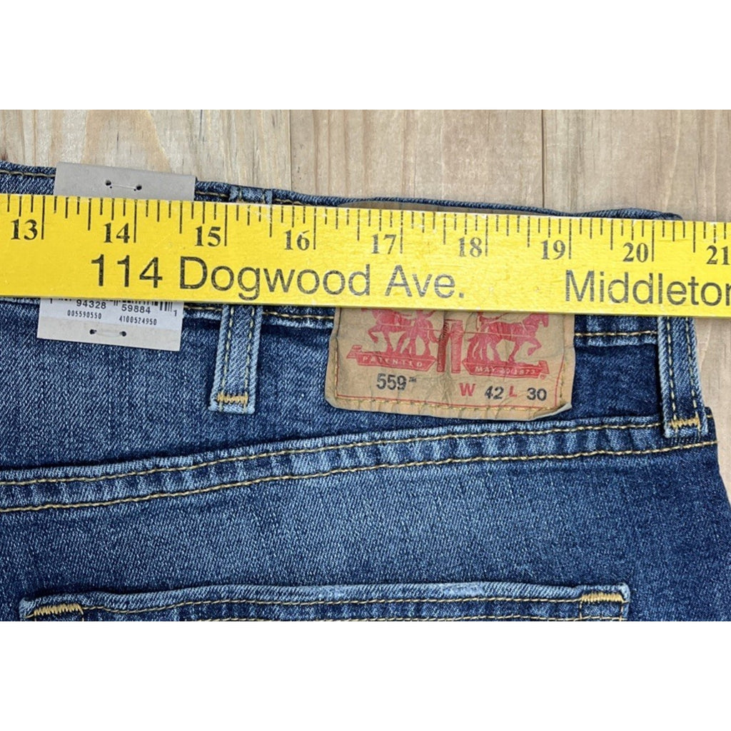 NWT Levi's Men's 559 Relaxed Fit Straight Leg Blue Jeans 42x30 Medium Wash