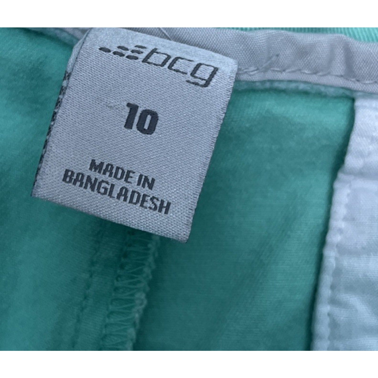 BCG Shorts Women 10 Blue Mid Rise Chino Cotton Pockets Flat Front Casual Solid